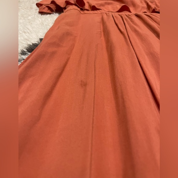 Dress - Picture 2 of 4